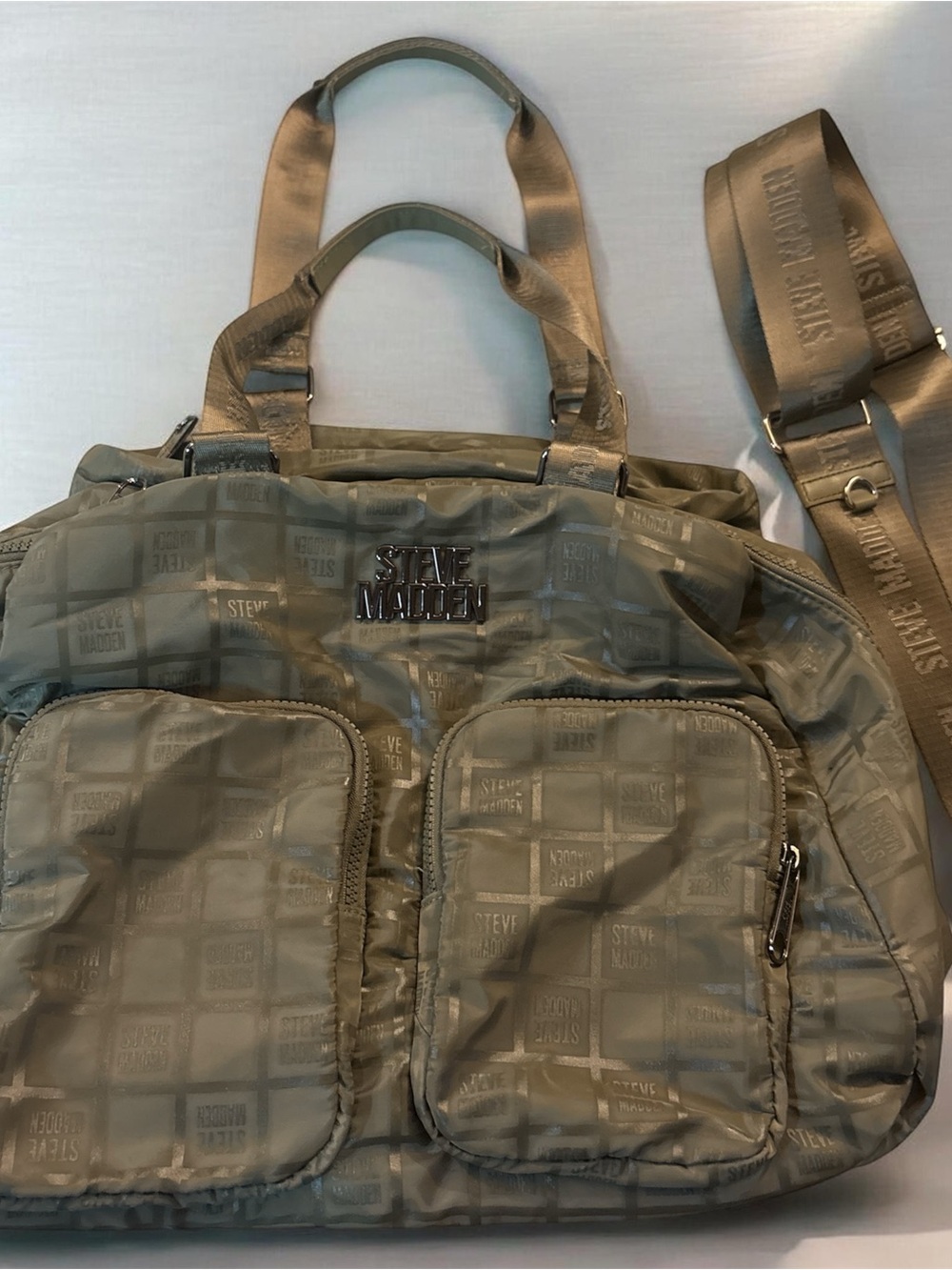 Steve Madden Olive Green Nylon Messenger Bag with Detachable Strap